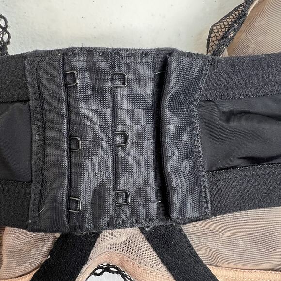 Torrid Curves Plus 40B Bra Plunge Unlined Mesh Lace Straight Back Multi-Way - Picture 7 of 15